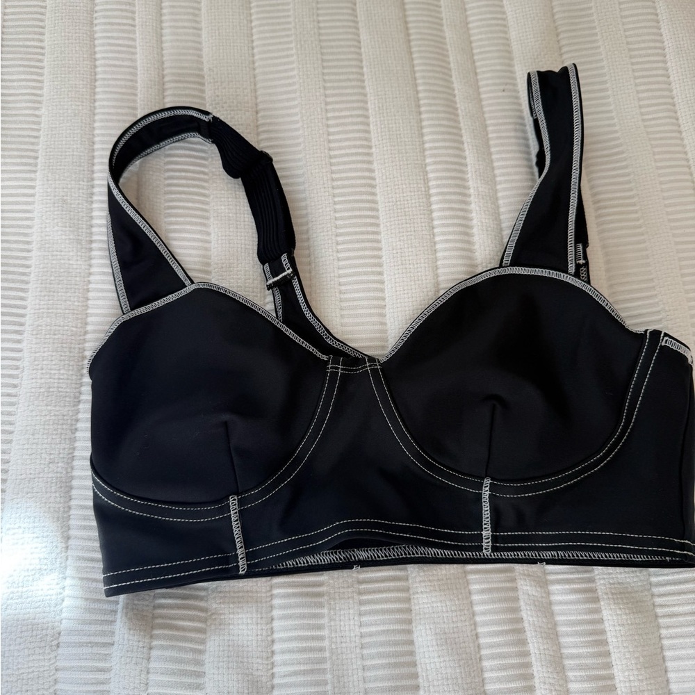ALO Yoga Black Longline Sports Bra with Contrast Stitching